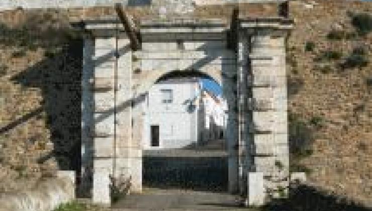 Fortificação Abaluartada de Estremoz - Porta de Évora