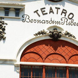 Teatro Bernardim Ribeiro