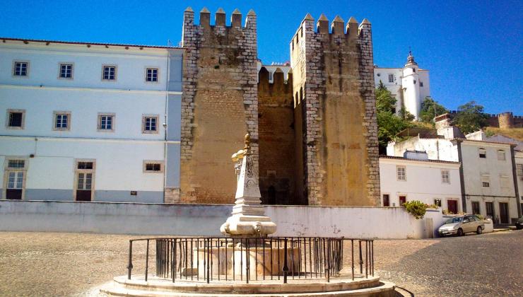 Conjunto Monumental da Alcáçova de Estremoz - Torres da Couraça